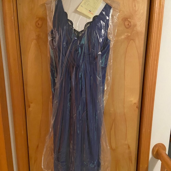 Jenny Yoo Bridesmaid or Prom Formal Dress - Picture 2 of 8